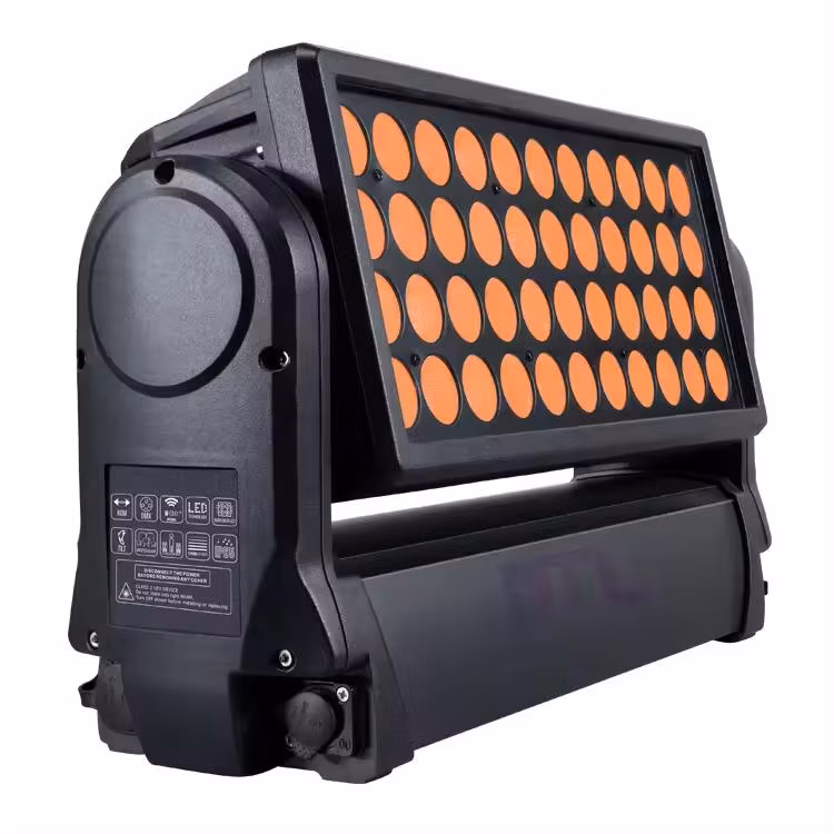 Waterproof LED wash light bar with 44 x 10W LEDs for strobe and flood effects